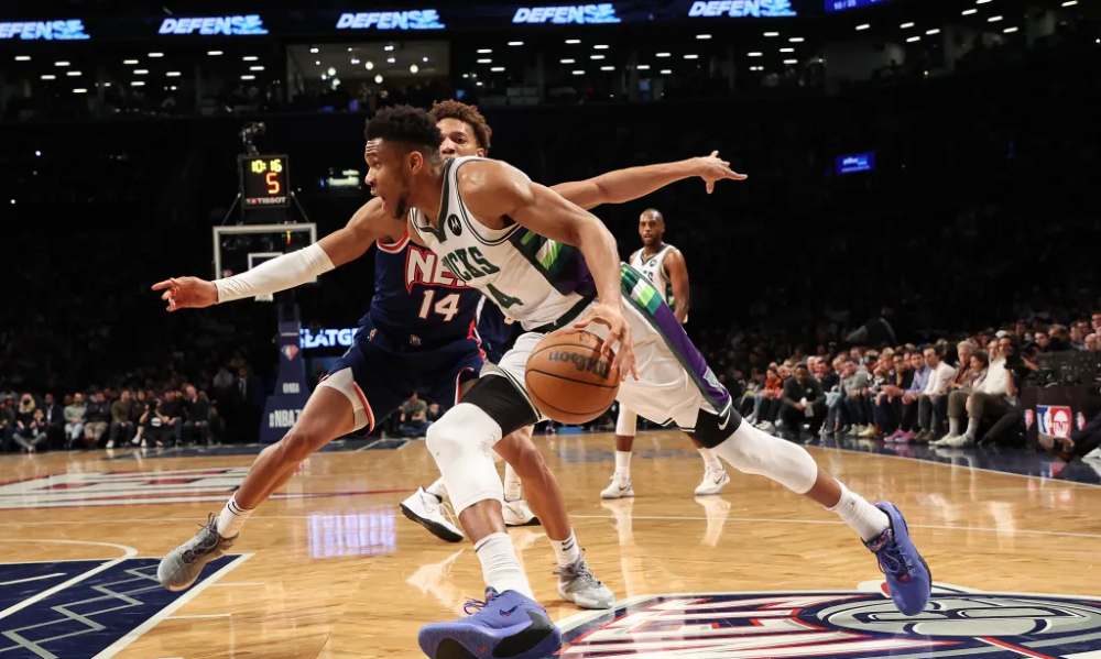  南特主场雨战险胜梅斯，后卫头槌制胜打破僵局